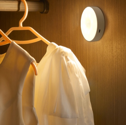 Светильник ночник светодиодный с датчиком движения + USB-зарядка 3000К SPF13-1