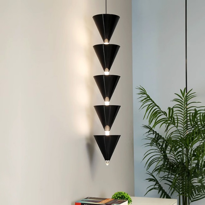 Светильник DZN-13847 ЧЕРНЫЙ ` D170/H850+1200/5/LED/15W/4000K LEMMA