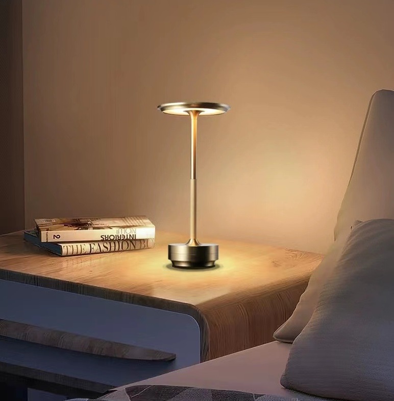 Светильник DZN-5692 БРОНЗА ` D90/H175/1/LED/5W/2800-6500K фонарь с аккумулятором для пикника PICNIC