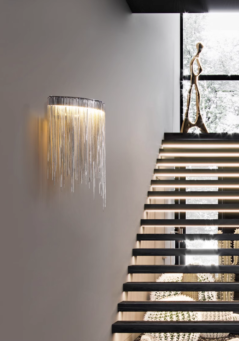 Светильник настенный SAPFIR SPF-4859 СЕРЕБРО ` D300/H270/1/LED/5W/4500K COVER 24-12