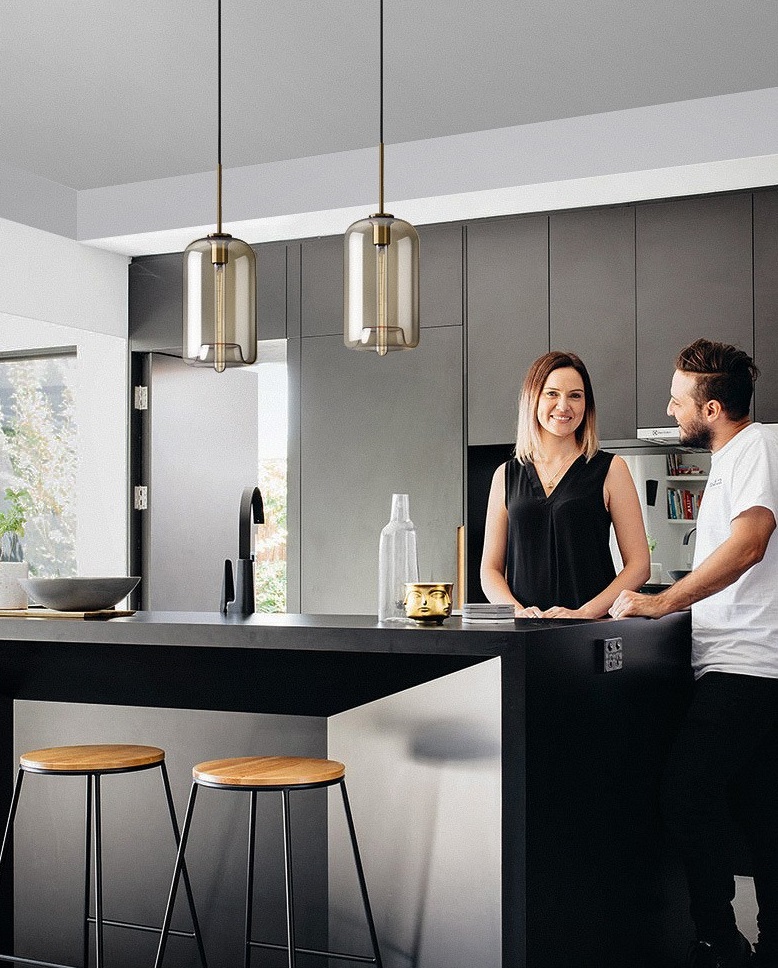 Светильник DZN-13463 БРОНЗА ` D180/H310+1500/1/E27/40W 24-08